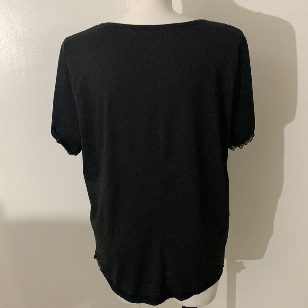 Emery Rose Top - Picture 3 of 4